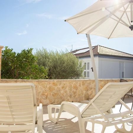Holiday House By The Sea Vigo ザダル エクステリア 写真