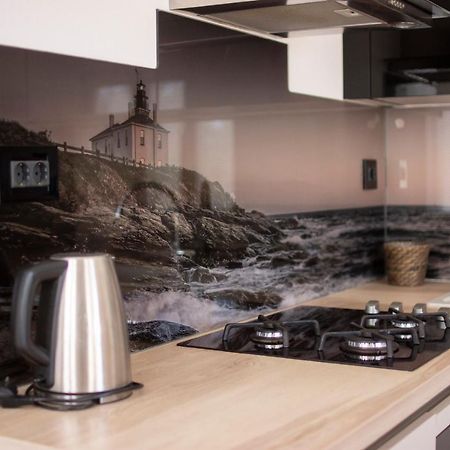 Holiday House By The Sea Vigo ザダル エクステリア 写真